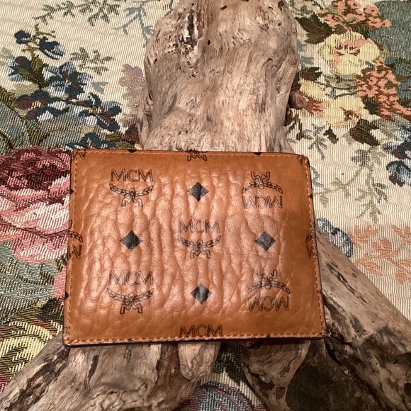MCM Visetos Cognac Card Case - Picture 2 of 6